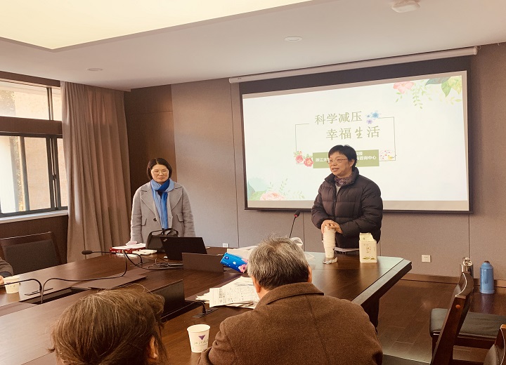 5def64fd3e91b.jpg 132063302213398857.jpg