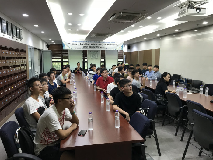 5baddca528509.jpg 首尔大学欢迎会-1-2018_副本.jpg