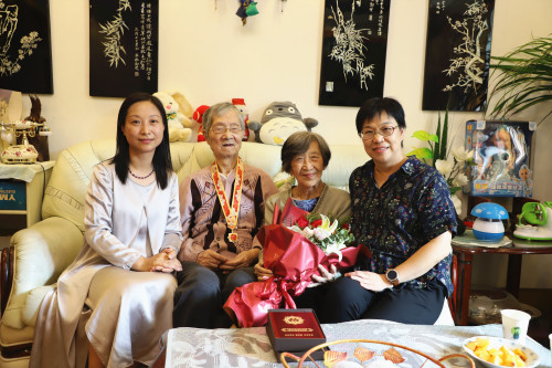 5d91bdcbcb53a.jpg 汪槱生_副本.jpg