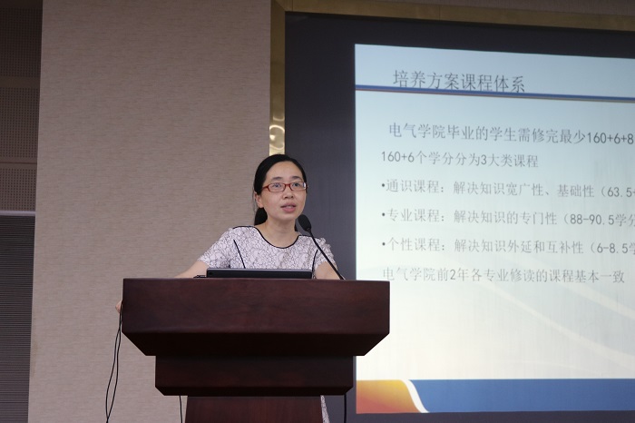 5ceb8d90050f2.JPG IMG_6204.JPG