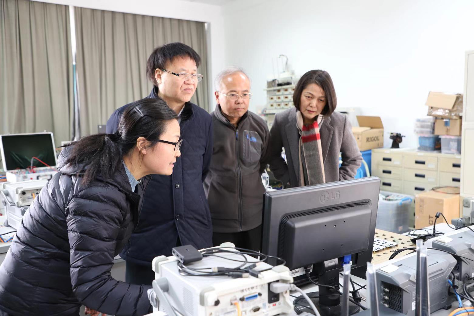 5def7064a32c3.jpg 4.jpg