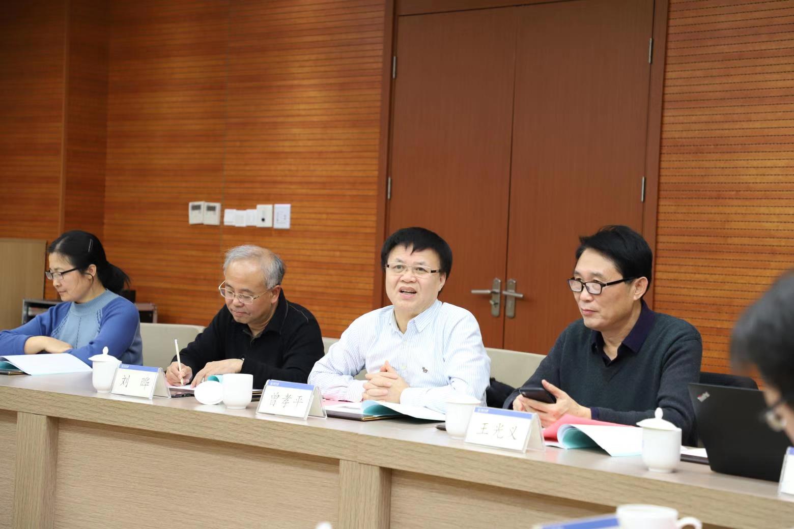 5def705e0737d.jpg 3.jpg