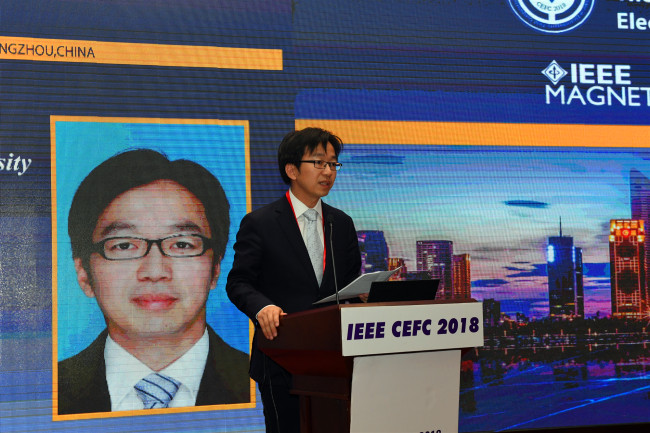 5bd7f2aa2ed93.jpg 002.jpg