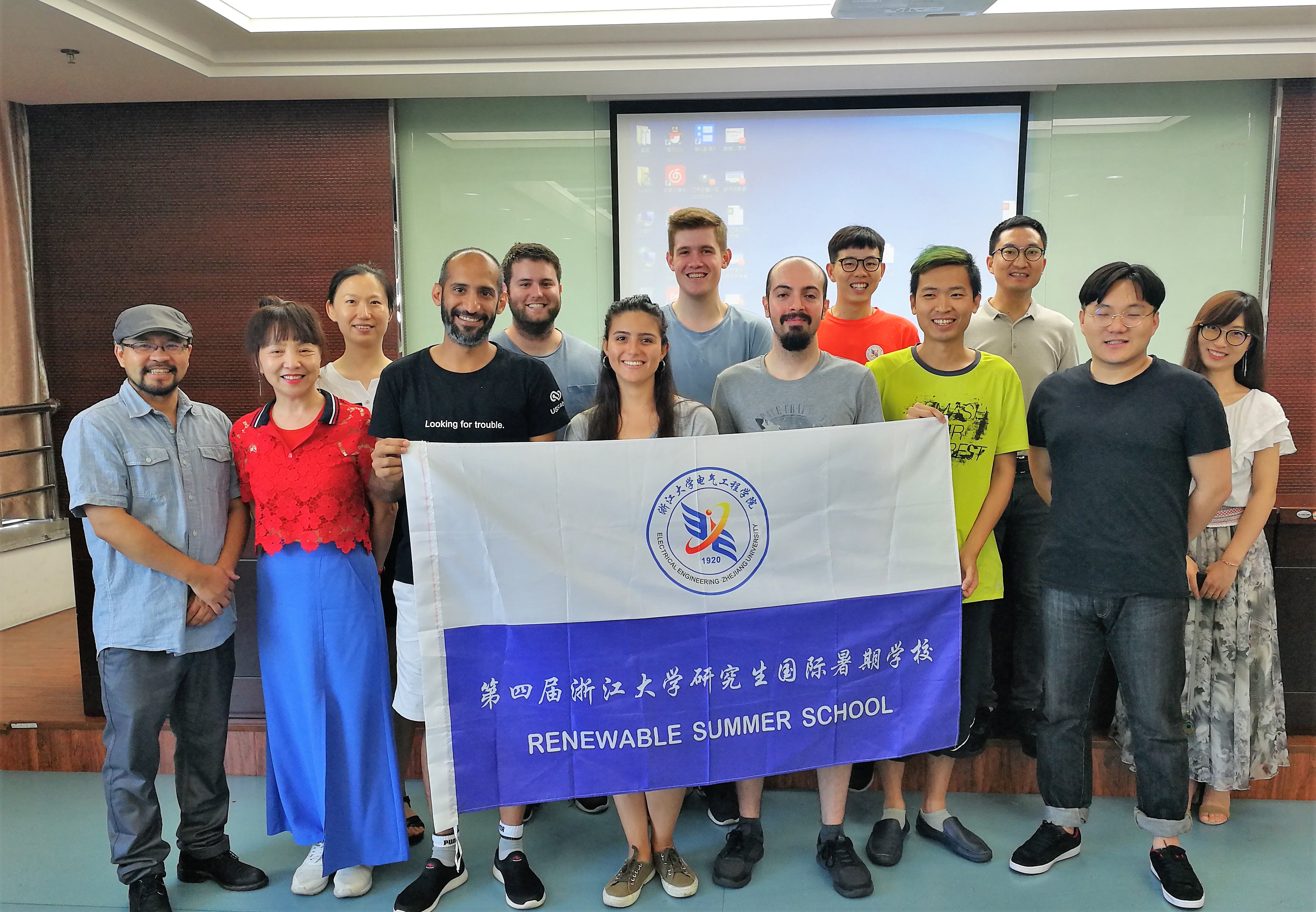 5b6bcfe92a647.jpg 5b6bcfe92a647.jpg