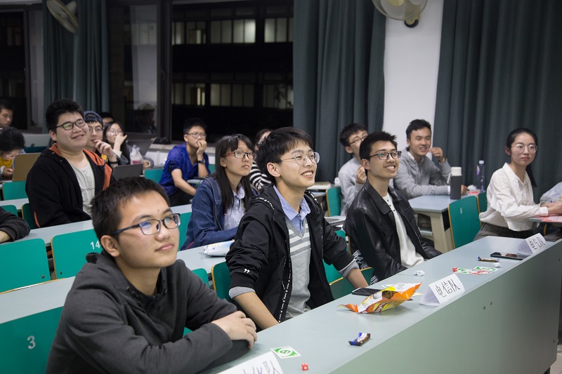 5cb44f6786f2d.jpg 10.jpg