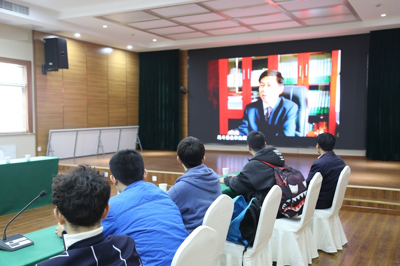 5de5c0b7f1019.jpg 2-2.jpg