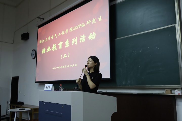 5d9234f2e1123.jpg 5d9234f2e1123.jpg