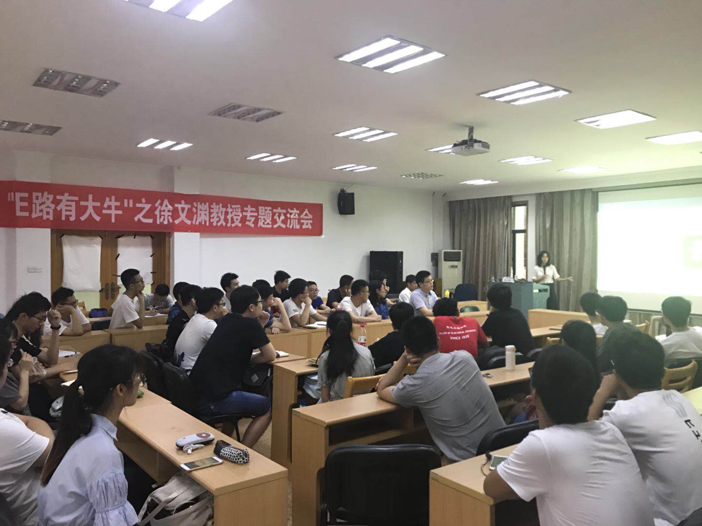 5afa92645a214.jpg 5afa92645a214.jpg