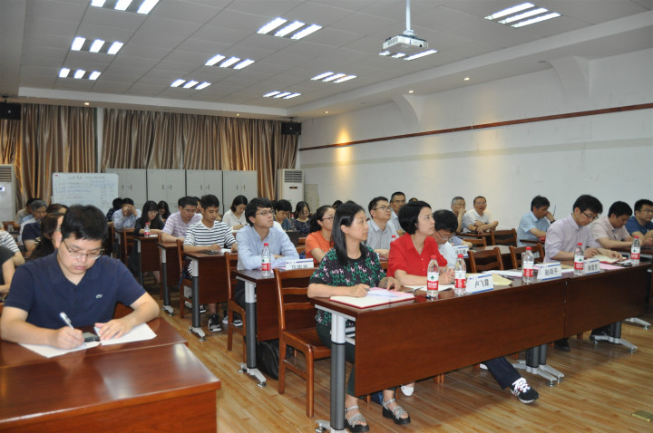 5d2dafea4f649.jpg 01.jpg