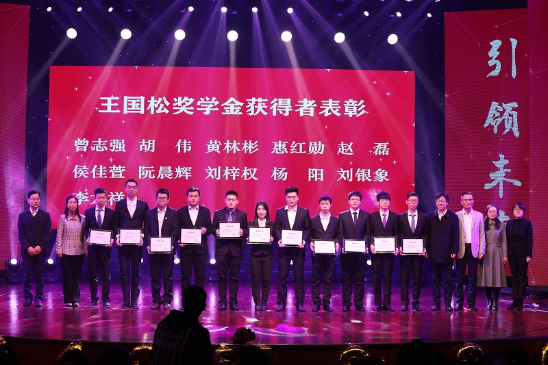 5dfae5e2dc31c.jpg 8.jpg