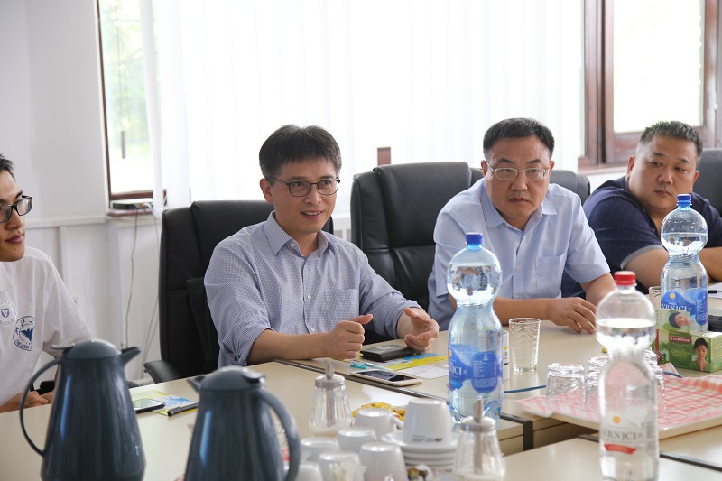 5b65672ec5e55.jpg 1-3.jpg