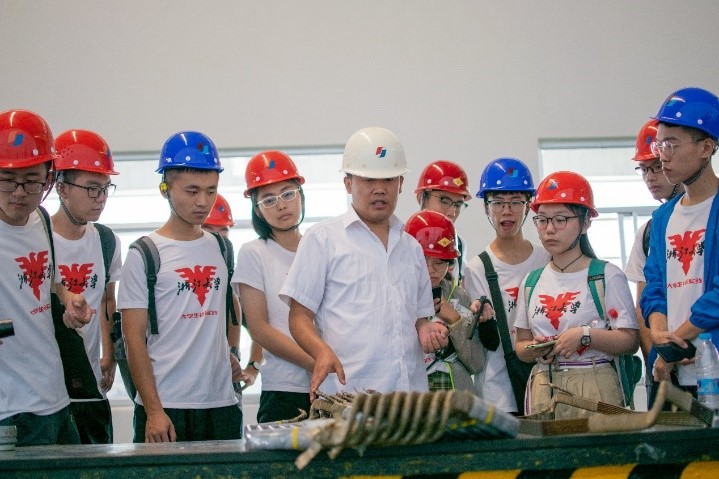 5d662b17d7124.jpg 5d662b17d7124.jpg